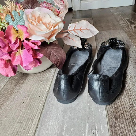 Stuart Weitzman Black Ballet Slip on Leather Flats Round Toe Women's Size 7.5M - Picture 9 of 12